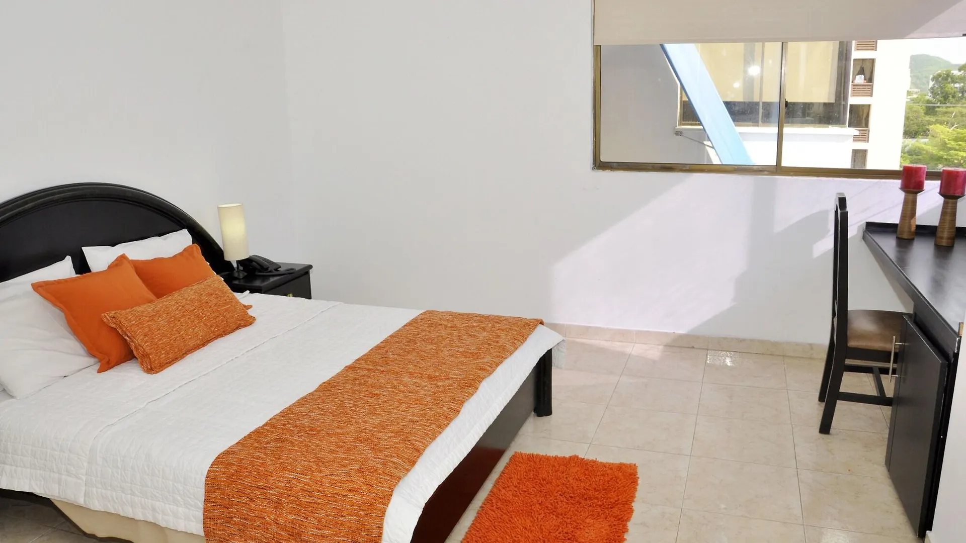 סנטה מרתה Hotel Axis Inn By Geh Suites 3*, סנטה מרתה