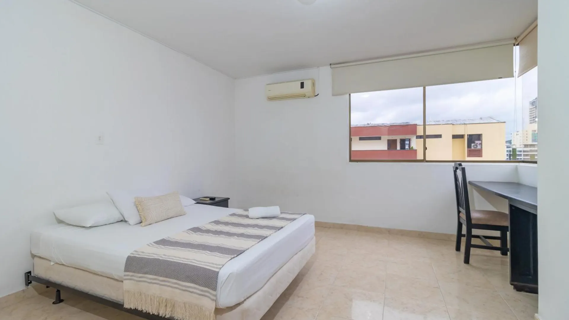 Hotel Axis Inn By Geh Suites Santa Marta
