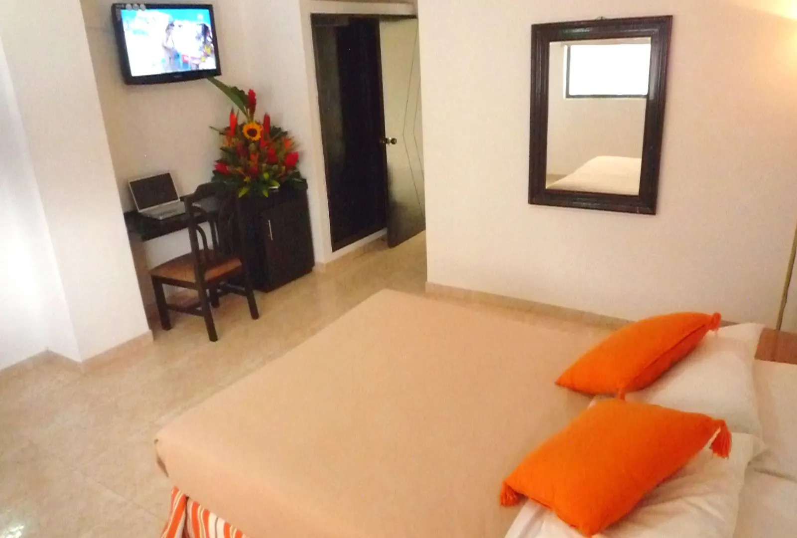 Hotel Axis Inn By Geh Suites Santa Marta