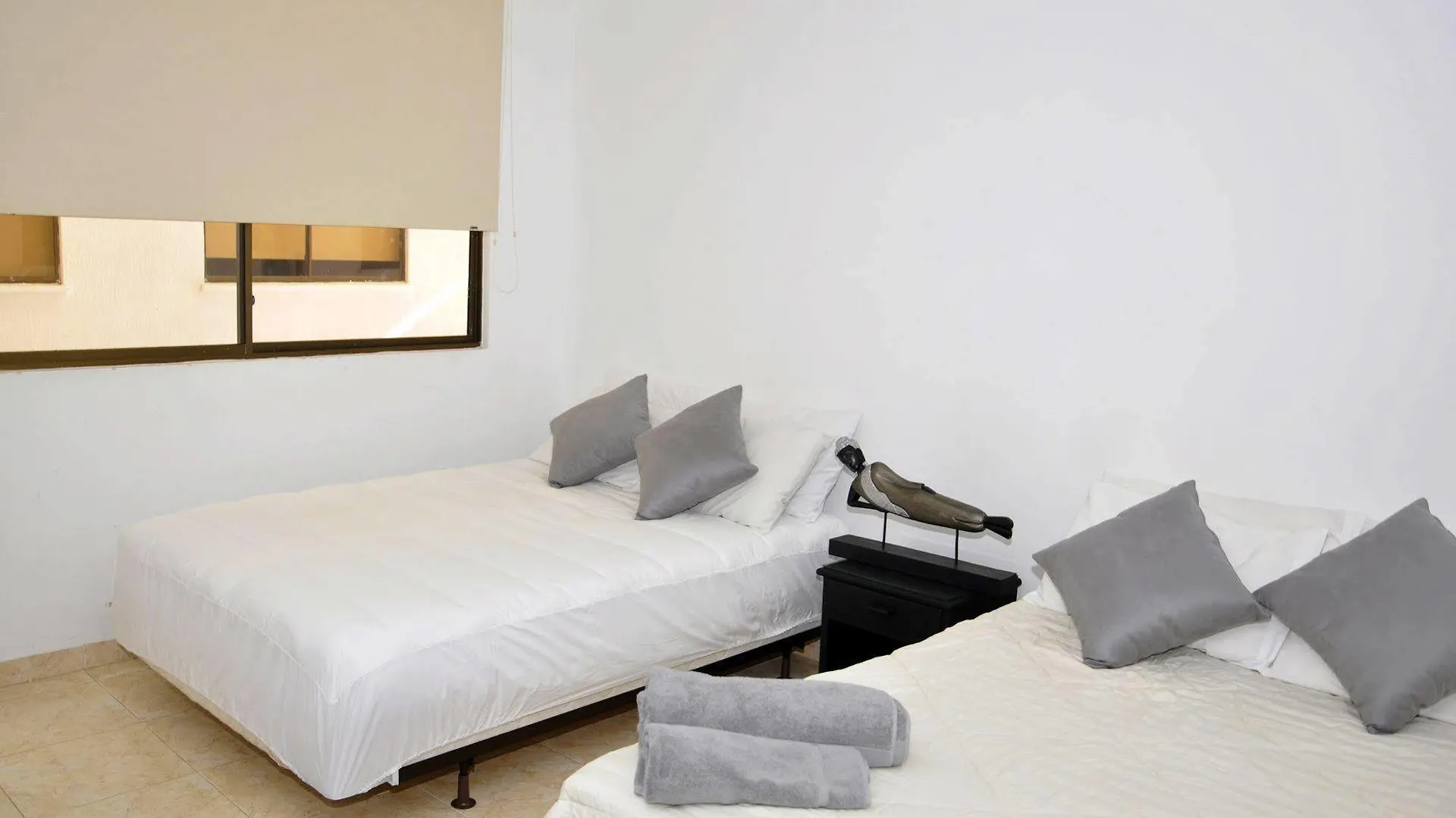 Hotel Axis Inn By Geh Suites Santa Marta