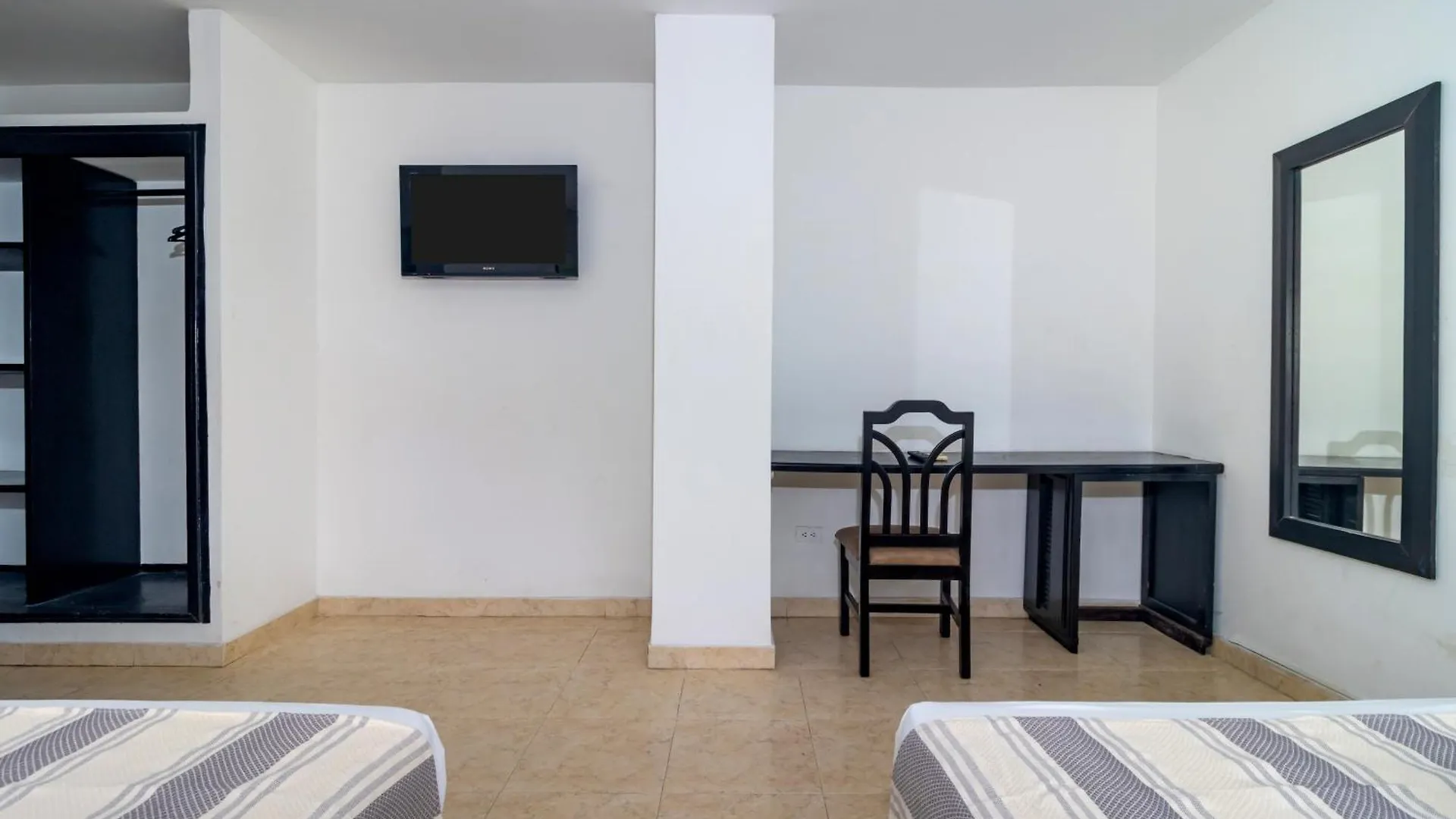 Hotel Axis Inn By Geh Suites Santa Marta  Colômbia